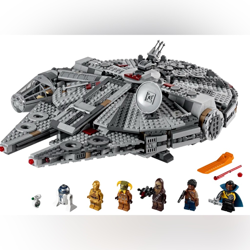 LEGO Star Wars Millennium Falcon Set - #75257 RETIRED, NWT - Picture 3 of 11